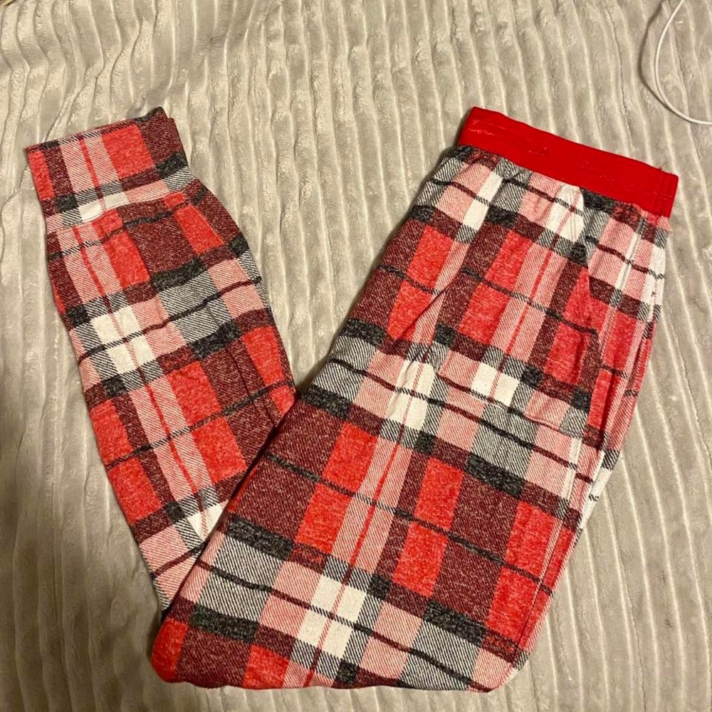 ❤️ Victoria’s Secret PINK Plaid Joggers ❤️ - Picture 1 of 2